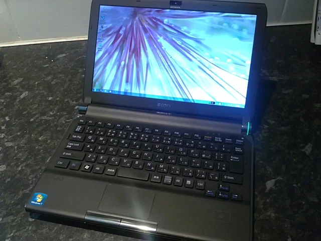 Sony Vaio VGN TT 33FB 11,1" - 160 Go HDD - 4 Go RAM - DVD - HDMI