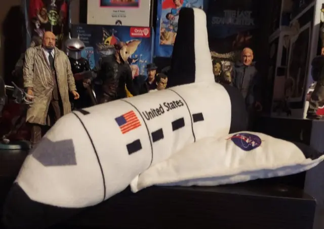 NASA Space Shuttle Plush Toy Discovery Dazmers