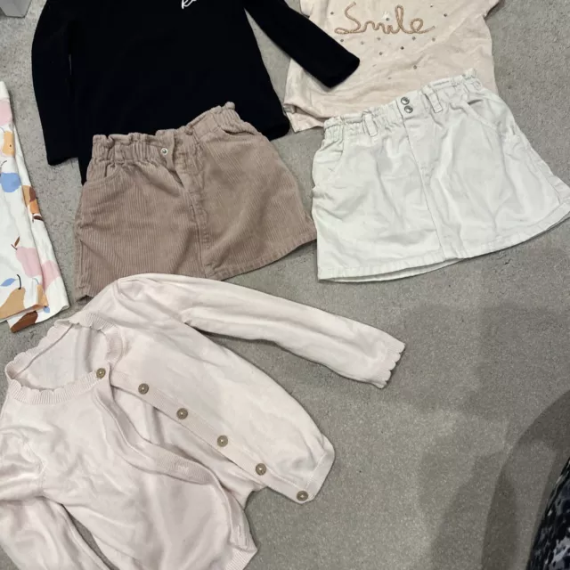 Gonne Zara pacchetto ragazze 4-5 anni, top successivo, cardigan - top River Island (3-4)