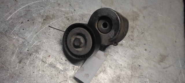 galet tendeur pour OPEL CORSA C 1.3 DTI (F08 F68) 2003 1030852