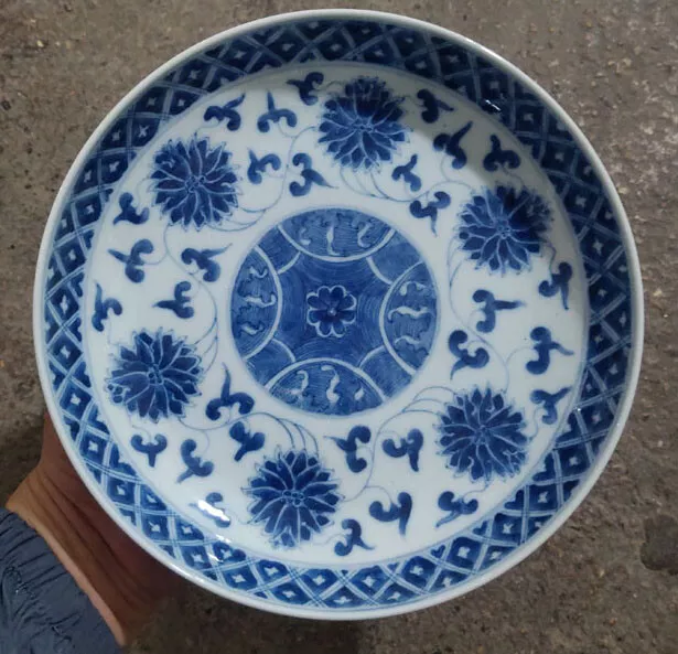 7.5" Collect Chinese Qing Blue White Porcelain Lotus Flower Branch Plate