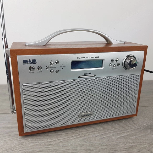 DAB RADIO DIGITAL Audio Mains Or Battery Technika 206 Timer Alarm FM