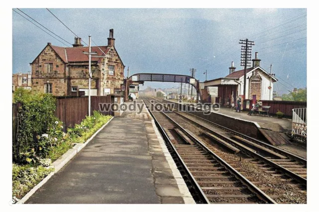 bbc0347 - British Rail - Bishopbriggs Railway Station in Oct 1961 - print 6x4