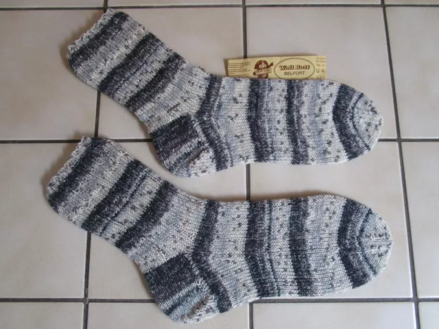 Handgestrickte Socken von Wolle Butt Sockenwolle  4 fach  Gr. ca. 44/45 neu