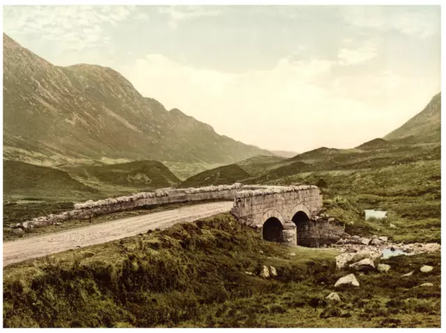 Ireland, Co. Donegal. In Barnesmore Gap. At Barnes Old Bridge. Vintage Photoc PZ