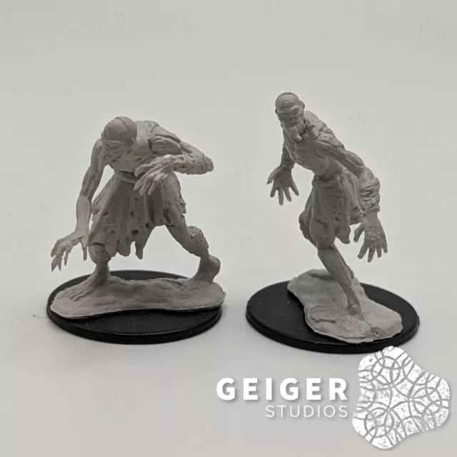 Dungeons & Dragons DND D&D Pathfinder Miniatures | 2pc Ghoul Monsters