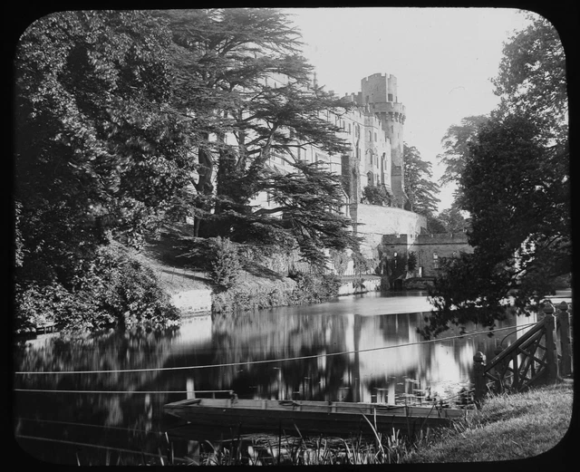 ANTIKE GWW Magic Latern Rutsche FLUSSFRONT IN WARWICK CASTLE C1890 FOTO