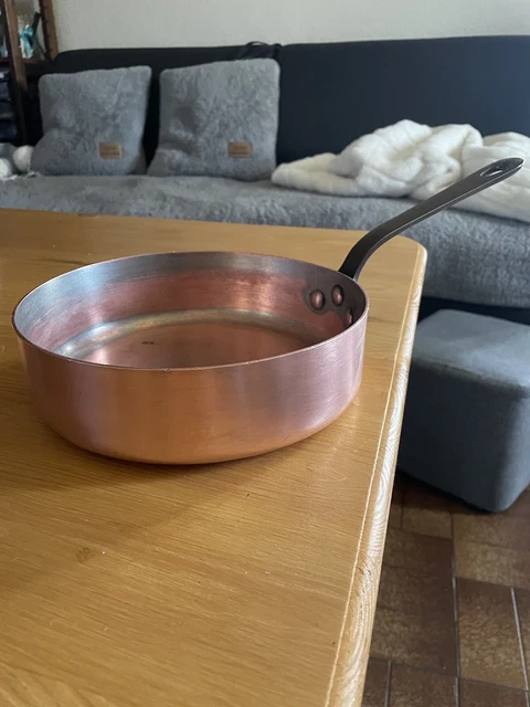 Poêle en aluminium et poignée en bois 20cm - compatible induction Ector Maisons