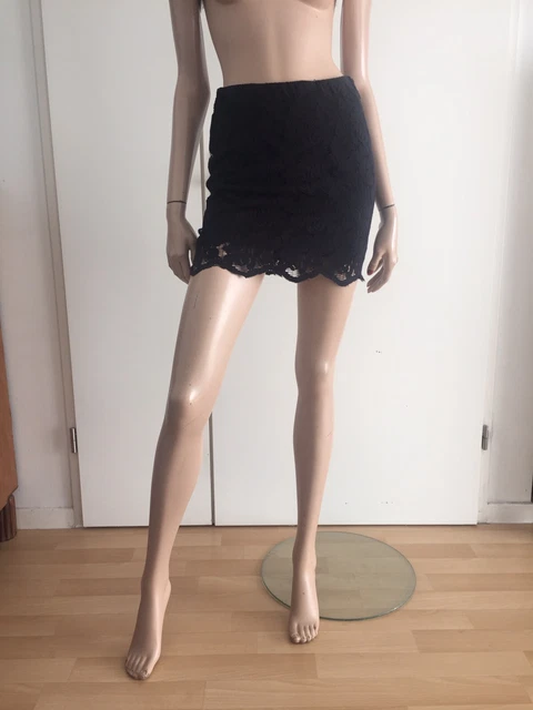 Jupe mi-longue à paillettes de Zara