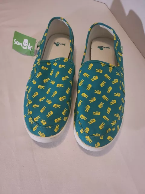Sanuk Pair O Dice Peace Signs Prints Casual Slip On Shoes Women’s Size 10 NEW