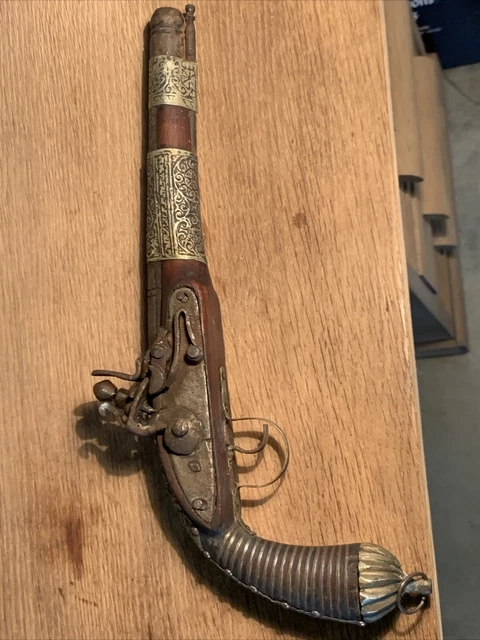 Pistolet à silex ancien de collection décoration