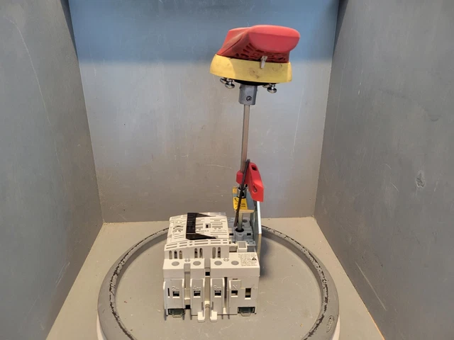Bussmann Fusible Disconnect Switch, RDF30CC-3
