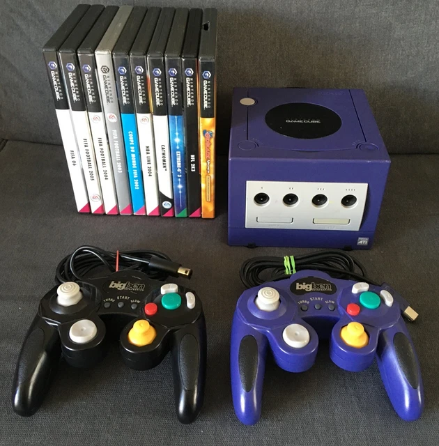 Gamecube violette avec 2 manettes et 10 jeux complets et fonctionnels 