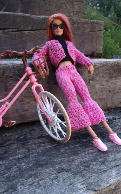 Set abiti fatti a mano all'uncinetto per Barbie. Ricevi piccolo omaggio