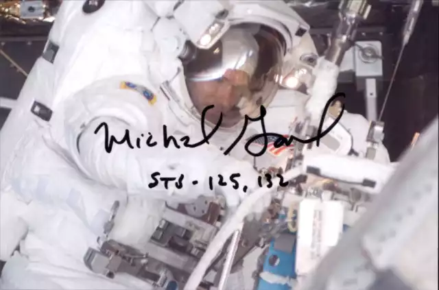 Michael T Good Signed 4x6 Photo NASA Astronaut Space Shuttle Atlantis ISS Auto