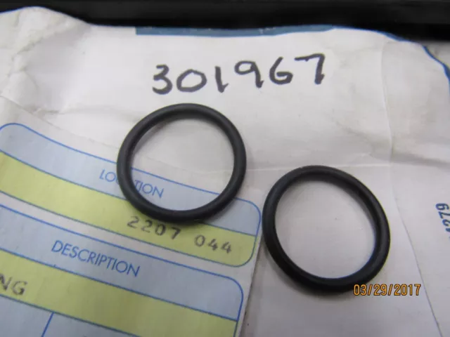 2 New  Omc Oem  Johnson Evinrude O'rings 301967