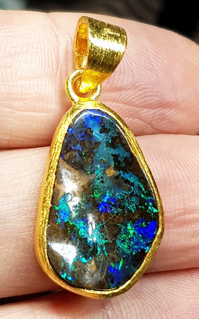 5,27g Pendentif Opale Boulder (9,80cts) plaqué OR Australie