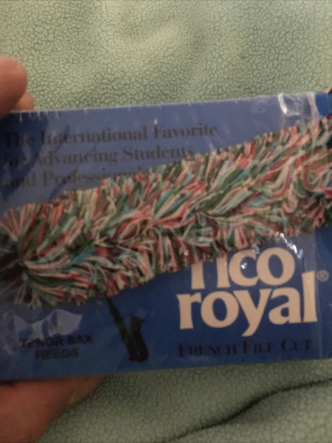 RICO ROYAL Boite De 9 Anches Sax Ténor - Force 2,5 + Goupillon 4