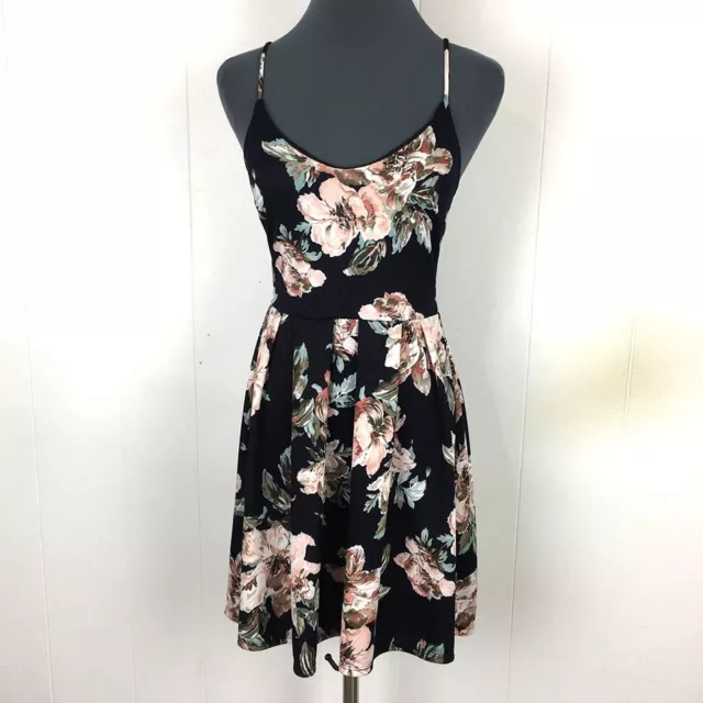 Soprano Fit Flare Dress S Black Floral Stretch Polyester Knee Length 24x33