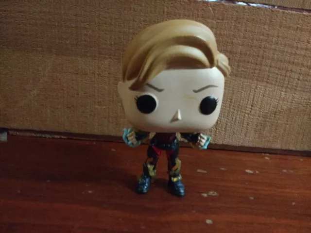 Captain MArvel bobblehead funko pop figure