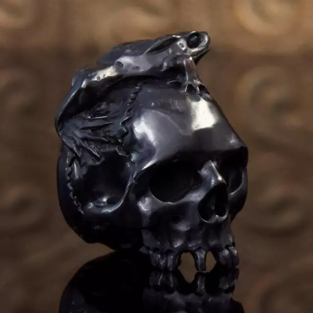 Human Skull & Frog Horn Carving Memento Mori Sculpture Netsuke Figurine 18.27 g