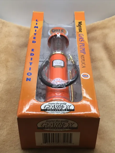 1996 Limited Edition Wayne Die-Cast Metal Gulf Gas Pump Gearbox Collection