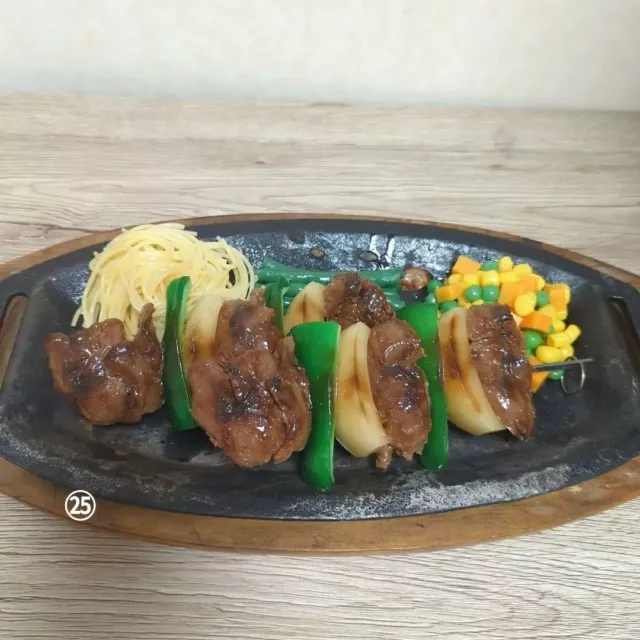 Food Sample Life Size Teppanyaki [Silver Grilled Liver & Garnish]