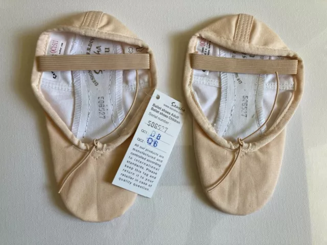 Sansha Tutu 4C canvas full sole ballet shoes, pink, size FM, NEW