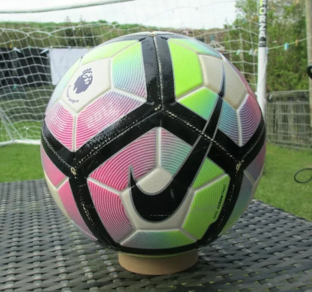 Nike strike premier online league football size 4