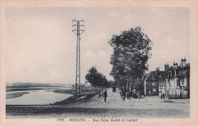 CPA - Moulins-sur-Allier (03) - Rue Régemortes en 1907 - 000812