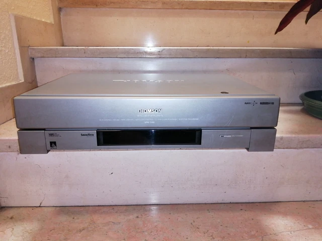 Magnétoscope Thomson Chroma Pro VPH 6850F - K7 VHS - NTSC Pal Secam - Retro