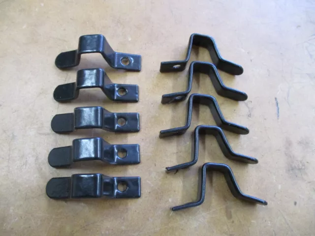 Nos Ford Xd Xe Door Rubber Seal Clips Fairmont Ghia Esp Falcon Zk Zj Fairlane