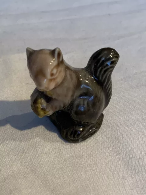 Wade England Squirrel Figurine (1974)