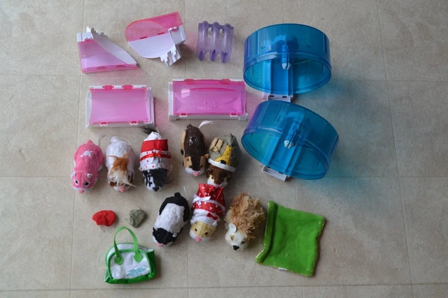 Zhu Zhu Pets Lot of 8 Hamsters TESTED - PLUS Miscellaneous Accessories Zhu Zhu Pets Lot of 8 Hamsters TESTED - PLUS Miscellaneous Accessories