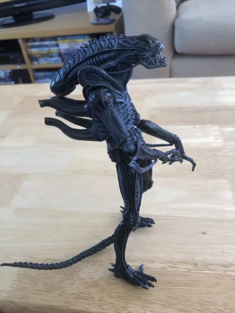 NECA Alien Covenant Xenomorph Alien Figure 7” Excellent Condition.