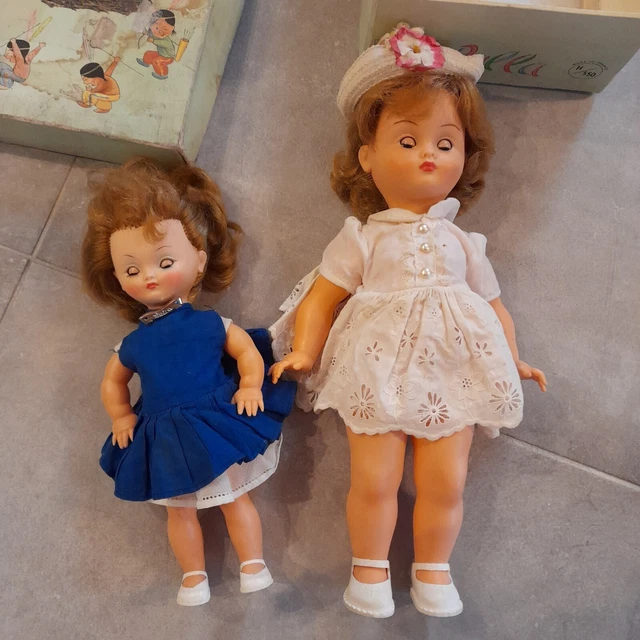 2 Anciennes Poupées Bella