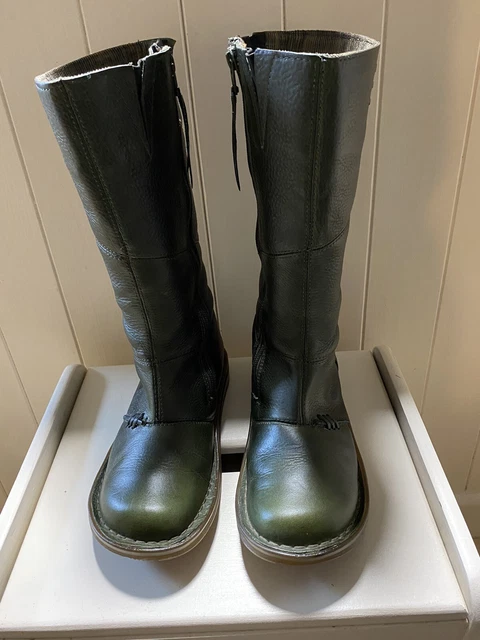 DR MARTENS AUTHENTIC Wedge Zip Calf Bottle Green Limited Addition