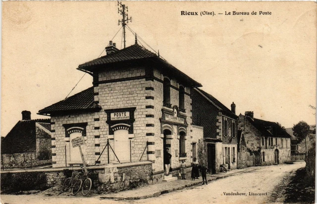 CPA AK RIEUX - Le Bureau de Poste (259470)