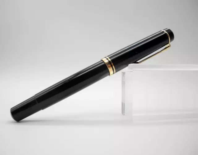 Pelikan M  250 Füller Schwarz 14 Karat Feder OB Fountain Pen All Black Old Style