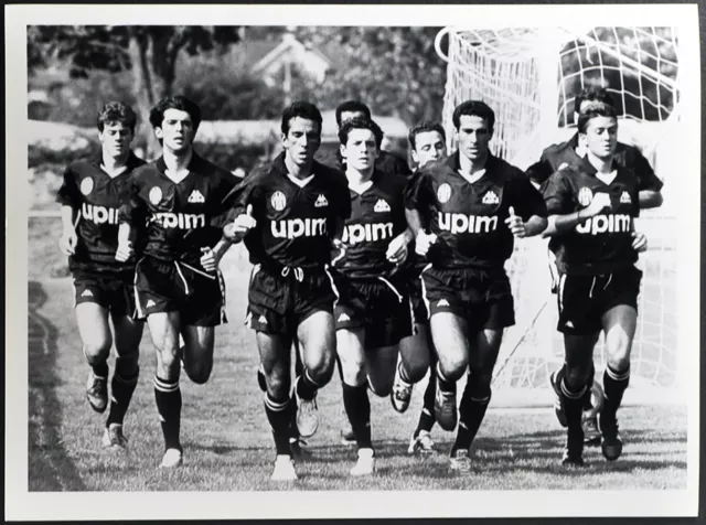 Vintage Press Photo Juventus IN Retreat 1990 FT 2542 - print 24x18 CM