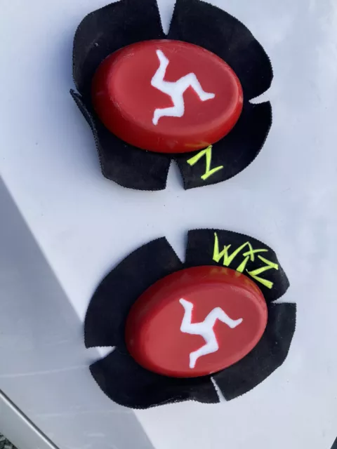 Wizz Knee Sliders