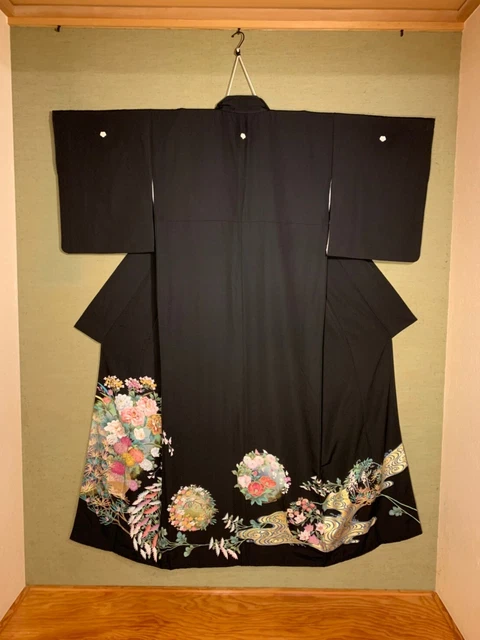 Vintage Japanese Kimono Robe Kuro Tomesode Black flower basket