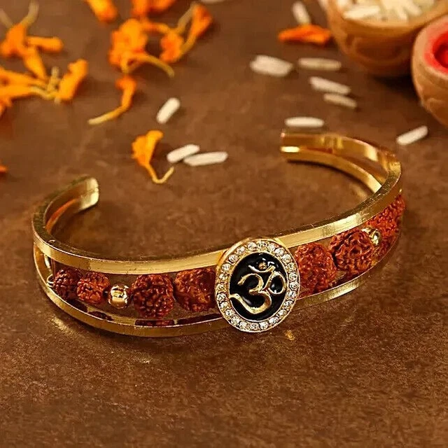 Rudraksh Shivratri Kadde Bracelet (size 2,3,4) main image 1