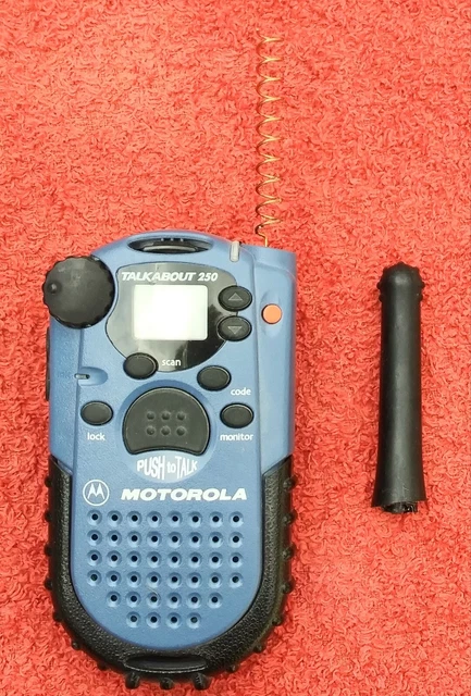Only One Motorola TalkAbout 250 Walkie Talkie Two-Way Radio NO ANTENNA COVER