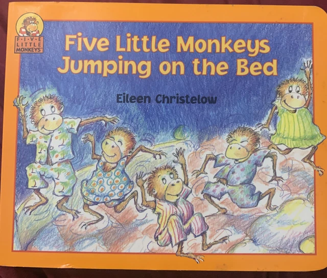 FIVE LITTLE MONKEYS Jumping on the Bed Board Book [A Five Little