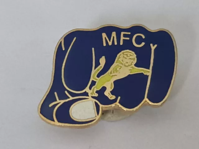 Millwall Badge pin badges England shield vintage rare the den casuals Hooligan