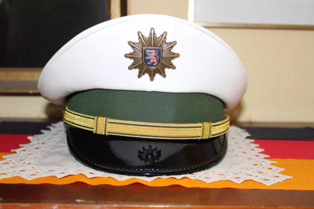 alte Schirmmütze weiß Polizei-Direktor Hessen Gr:56,5 Mützenband goldfarbig