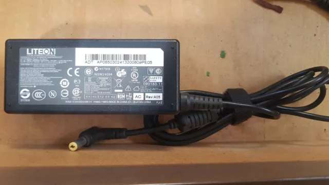 Genuine Liteon Laptop Power Supply / AC Adapter PA-1650-22