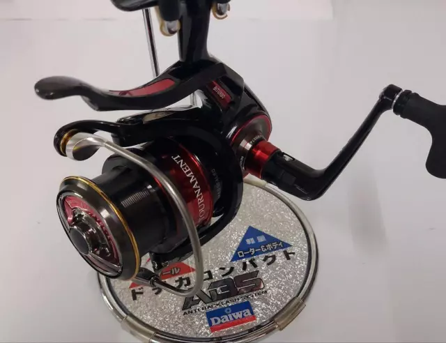 Daiwa Spinning Reel 22 Tournament ISO 2500XH-LBD 6.8:1 Lever Brake