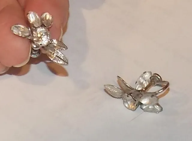 Van Dell Sterling Silver Rhinestone Flower Screw On Earrings Jewelry